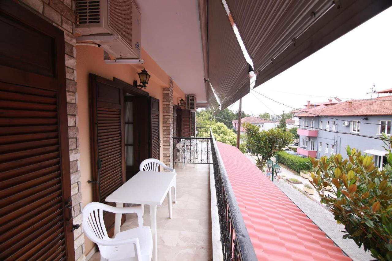 Giotis Apartments 렙토카리아 외부 사진